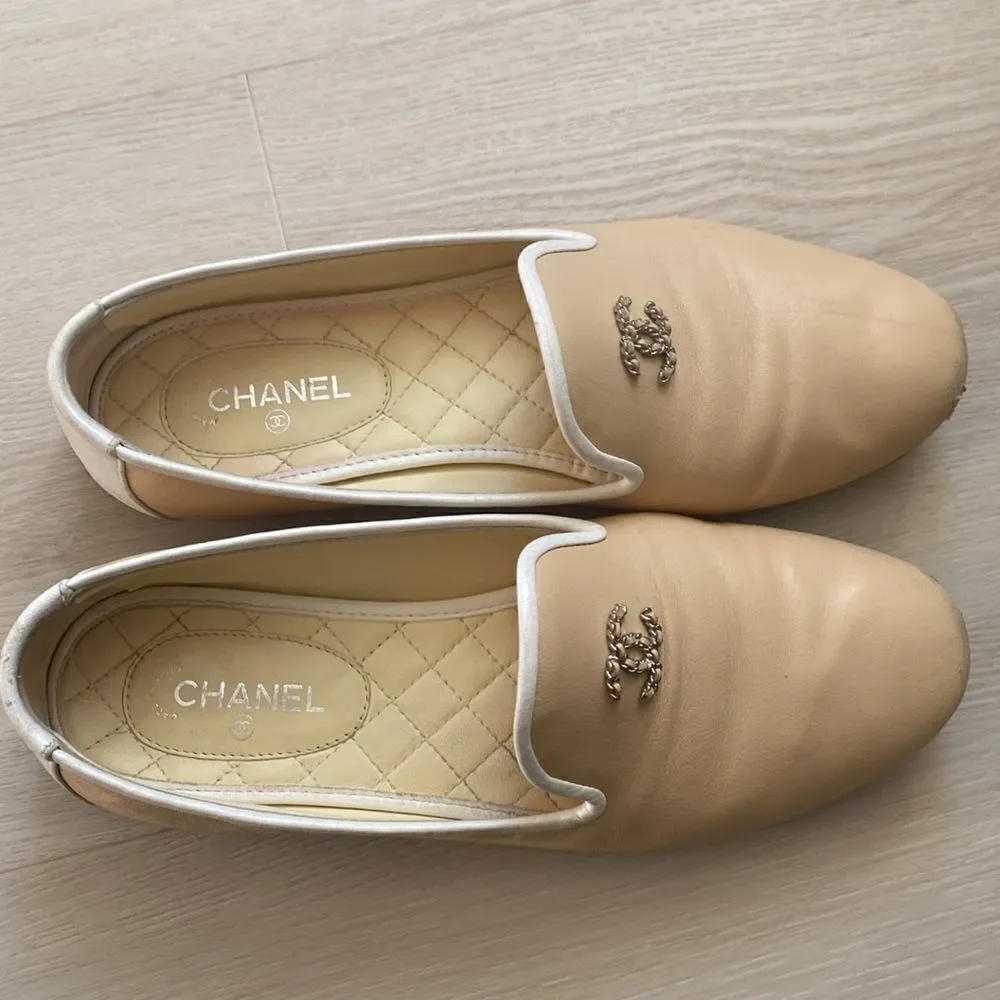 Chanel 2016 Beige/White Leather CC Smoking Loafers size 37.5